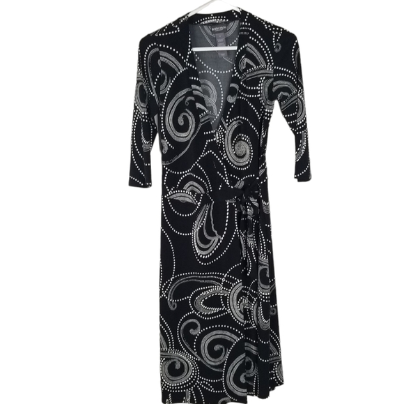 Bisou Bisou Black/Cream Paisley Print V Neck Wrap Midi Dress Size 4 - Picture 1 of 11